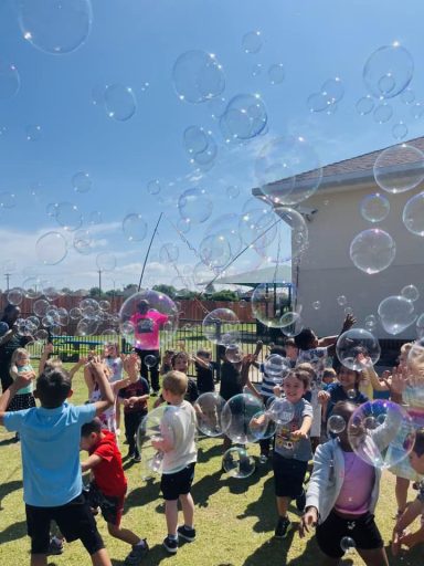 NEXT LEVEL BUBBLES OUTDOOR SHOW